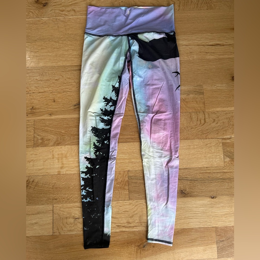 Teeki yoga pants size small